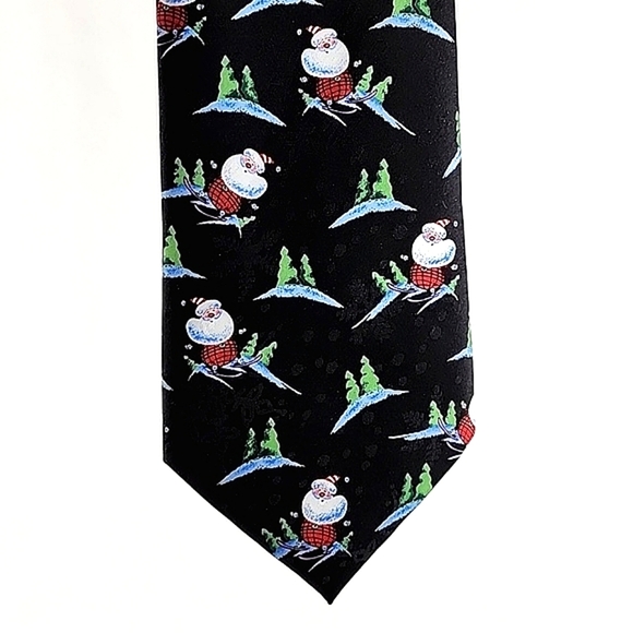 Jingle Bells Men's Novelty Christmas Tie Santa Skiing Trees 100%  Polyester - Picture 2 of 7